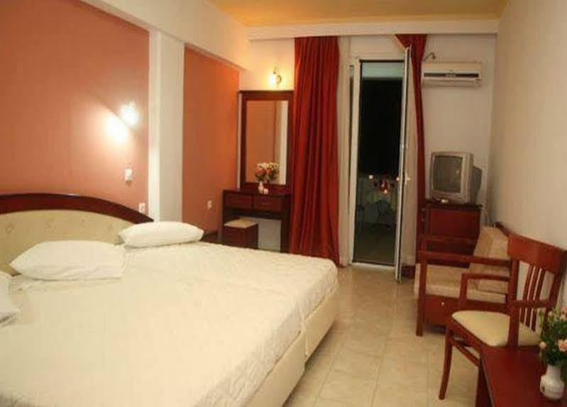 Lydias Beach Nikiana Exterior foto